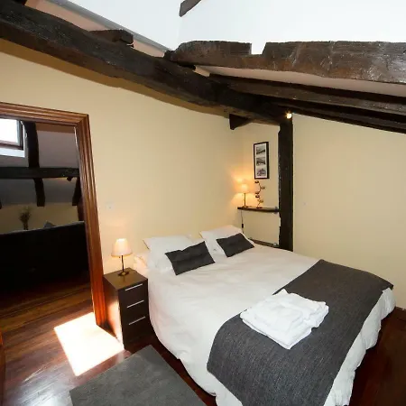 Lägenhet La Casa Roja De Saioa *