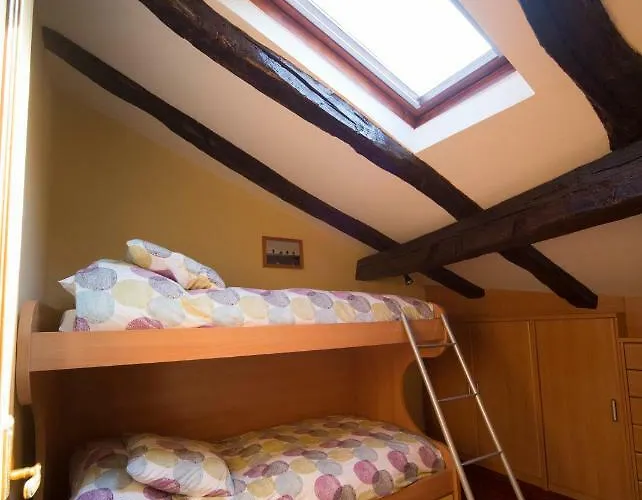 La Casa Roja De Saioa * Lekeitio